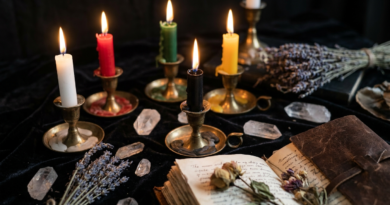 A Magia das Velas: Cromoterapia, Ceromancia e a Alquimia Elemental do Fogo